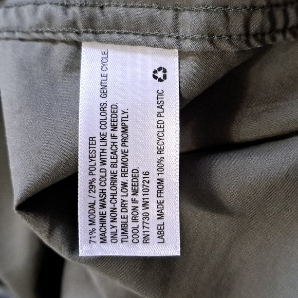 Isabel Maternity blouse medium olive green roll sleeve tunic. - Picture 9 of 9